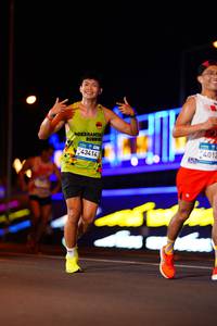 BIB: 43414, 4012
                            <button type="button" onclick="openModal(22834418)" class="btn btn-primary btn-sm float-right btn-popup" data-toggle="modal" data-target=".modal-high-quality">
                        <i class="fas fa-shopping-cart"></i> Add to Cart
                    </button>
                                            <button type="button" onclick="isThisMe(22834418, true)" class="btn btn-success btn-sm float-right btn-popup btn-isme hidden" data-toggle="tooltip" data-placement="bottom" title="นี่คือรูปของคุณใช่ไหม คลิกที่นี่เพื่อเอาเข้าอัลบั้ม">
                        <i class="fas fa-plus"></i> Add to album
                    </button>
                    <button type="button" onclick="isThisMe(22834418, false)" class="btn btn-warning btn-sm float-right btn-popup btn-isnotme hidden">
                        <i class="fas fa-ban"></i> Remove from album
                    </button>